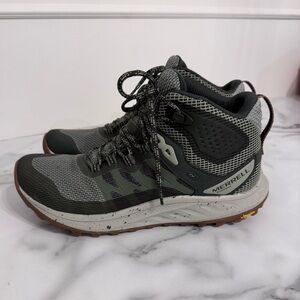Merrell Women’s Antora 3 Mid Lichen Waterproof Hiking Boot size 8.5